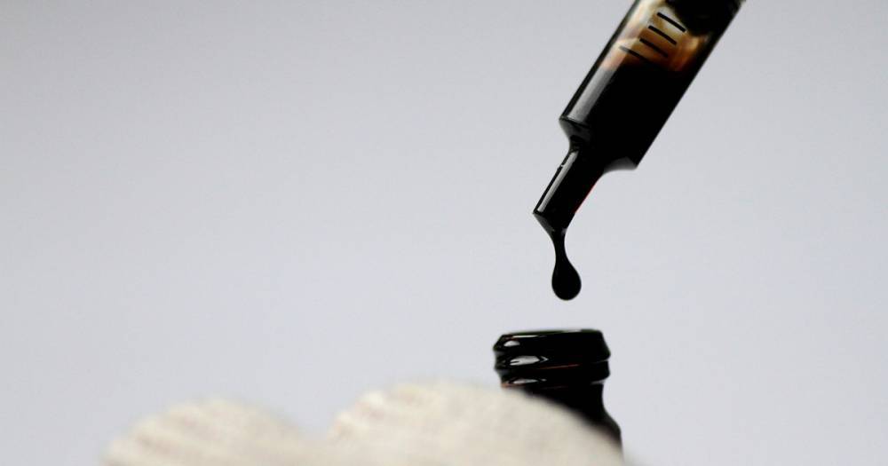 Нефть Brent впервые за месяц подорожала до $59 - life.ru - Лондон - Новости