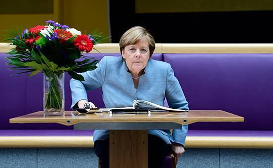 Владимир Путин - Ангела Меркель - Путин объяснил обидой слова Меркель о судьбе Европы - rbc.ru - Россия - Германия - Европа - Меркель