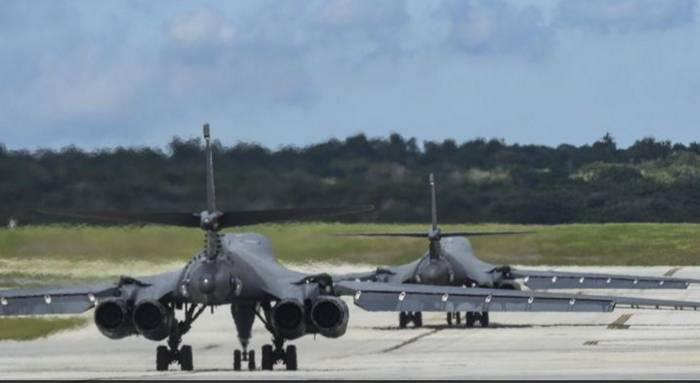 СМИ: бомбардировщики США на Гуаме готовы по приказу выдвинуться к КНДР - topwar.ru - США - КНДР