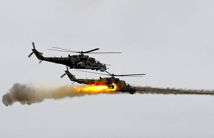 «Карусель» российских Ми-35 поддержала сирийскую армию - topwar.ru - Россия - Сирия