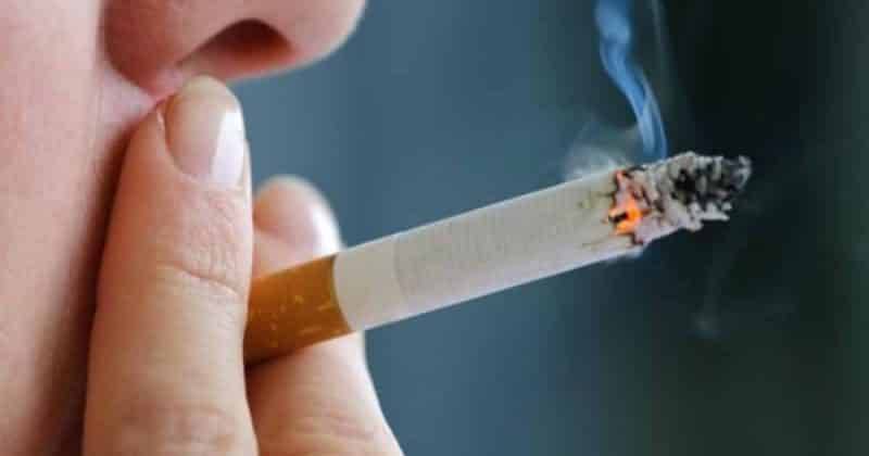 Курильщикам запретят курить в муниципальных домах, но помогут вейпить - theuk.one - Великобритания
