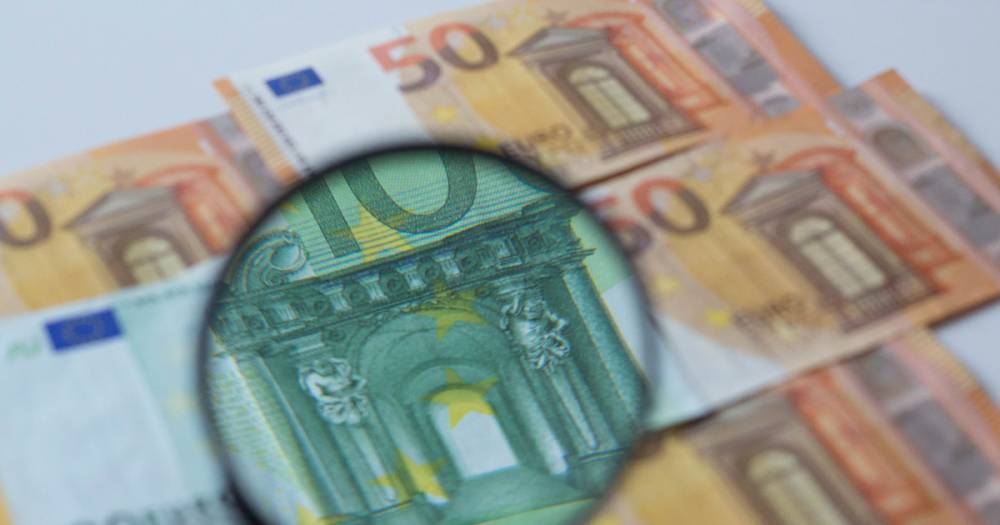 Итальянец хранил более 40 миллионов поддельных евро - life.ru - Италия - Неаполь - Новости