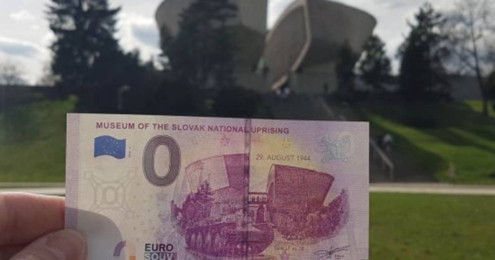 В Словакии ко Дню Победы выпустили сувенирную банкноту номиналом €0 - life.ru - Словакия - Новости