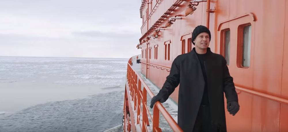 Дмитрий Фомин - Митя Фомин провел неделю на ледоколе в Арктике ради необычного видео - ren.tv - Россия