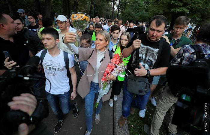 Любовь Соболь - Алексей Навальный - Иван Жданов - Георгий Албуров - Олег Степанов - Прокуратура Москвы потребовала взыскать с оппозиционеров около 5 млн рублей - interfax.ru - Москва - Россия