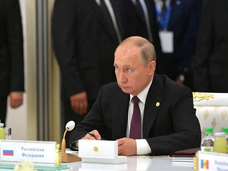 Путин: ничего против либерализма не имею, но у нас есть свои традиции - news.ru