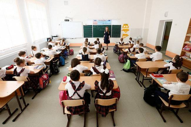 Игорь Галась - В Сочи построят в 2020 году четыре школы и четыре детских сада - infox.ru - Сочи