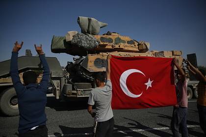 Турция захватила одну из ключевых целей в Сирии - lenta.ru - Сирия - Турция - Рас-Эль-Айн - Рас-Аль-Айн
