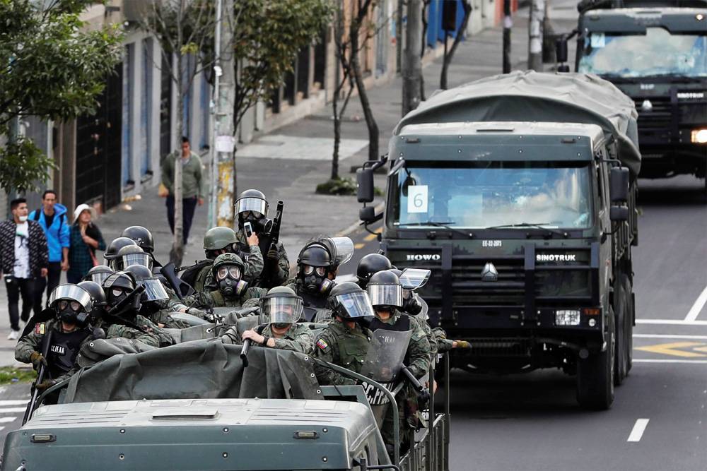 Морено Ленин - В Эквадоре из-за протестов военные на сутки ограничили передвижение по стране - rtvi.com - Эквадор - Кито