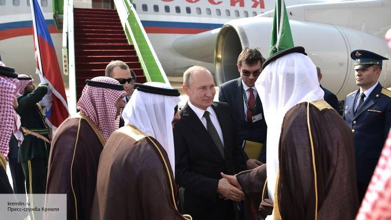 Владимир Путин - Азиз Аль-Сауд - РФ и Саудовская Аравия подписали хартию о долгосрочном сотрудничестве производителей нефти - politros.com - Россия - Саудовская Аравия