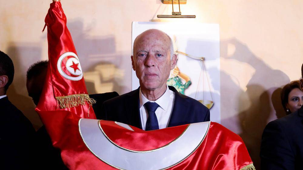 Саид Каис - Каис Саид лидирует на выборах в Тунисе - ru.euronews.com - Тунис