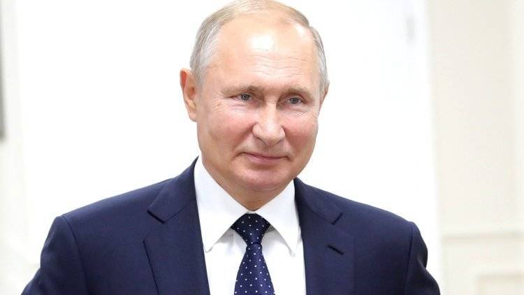 Владимир Путин - Дмитрий Смирнов - Азиз Аль-Сауд - Президент России прибыл с визитом в Саудовскую Аравию - polit.info - Россия - Саудовская Аравия - Эр-Рияд