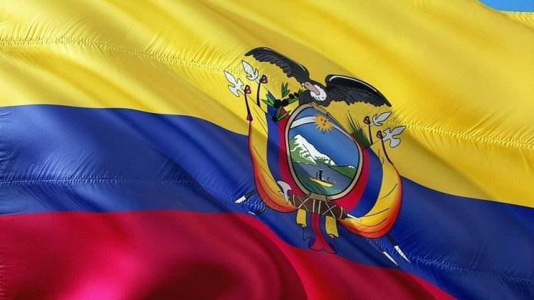 Морено Ленин - Эквадорские власти отменили повышение цен на транспорт - polit.info - Эквадор