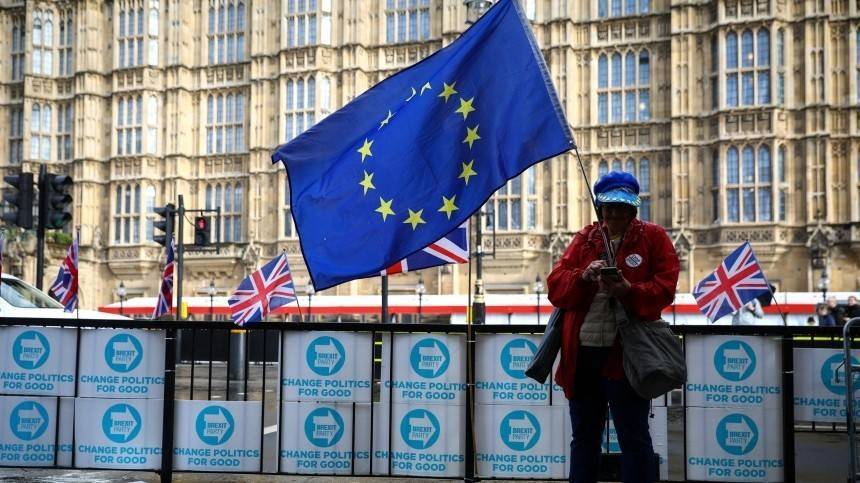 Жан-Клод Юнкер - Саммит Евросоюза одобрил сделку по Brexit - 5-tv.ru - Англия - Лондон - Брюссель