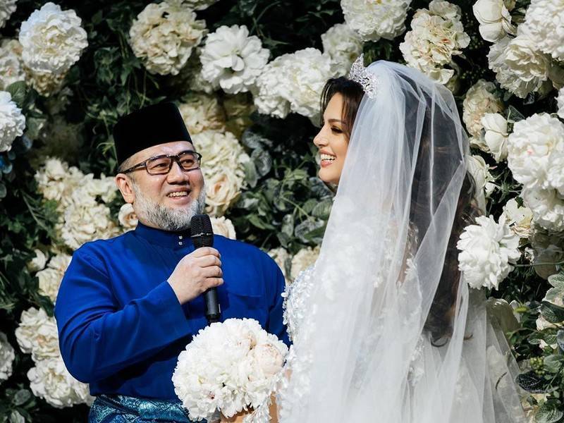 Экс-король Малайзии мог бросить Воеводину из-за свадебных фото из России - news.ru - Малайзия