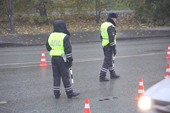 В Шадринске из-за водителя трактора легковушка врезалась в дерево: пострадал человек - znak.com - Курганская обл. - район Шадринский - Шадринск