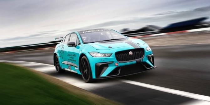 Jaguar подтвердил выпуск «заряженного» электрокара I-Pace - autostat.ru