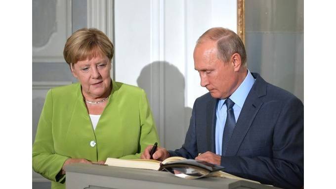 Путин и Меркель обсудили организацию саммита «Нормандской четверки» - piter.tv - Россия - Украина - Германия - Меркель
