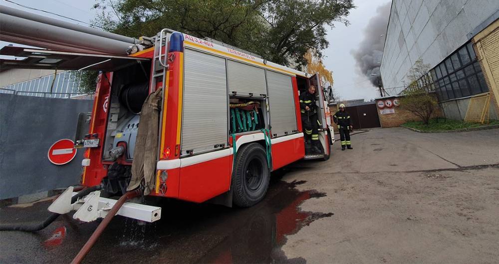 Пожар на складе на западе столицы потушили - m24.ru - Москва - район Кунцево