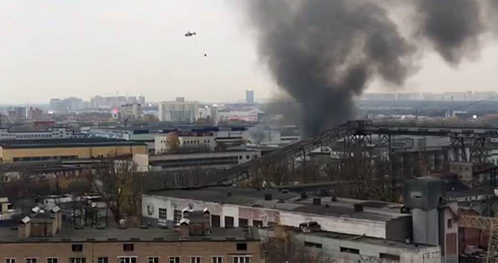 Возгорание на складе на западе столицы локализовано - m24.ru - Москва - район Кунцево