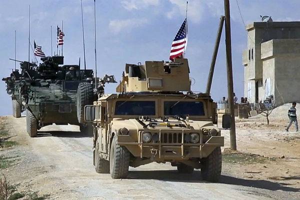 Сирийцы забросали американских военных камнями и помидорами - trud.ru - США - Сирия - Турция - Iraq - Камышлы