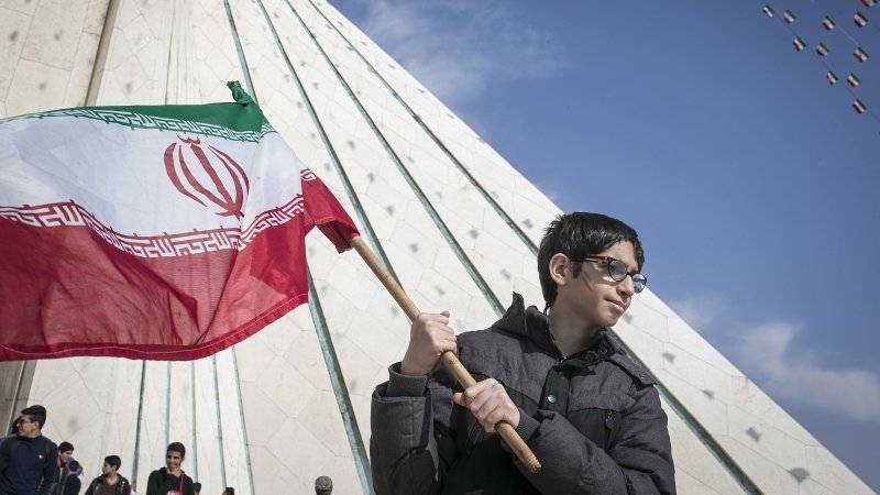 Аббас Мусави - Иран готов продолжить сокращать ядерные обязательства - polit.info - Россия - Франция - Япония - Иран - Тегеран