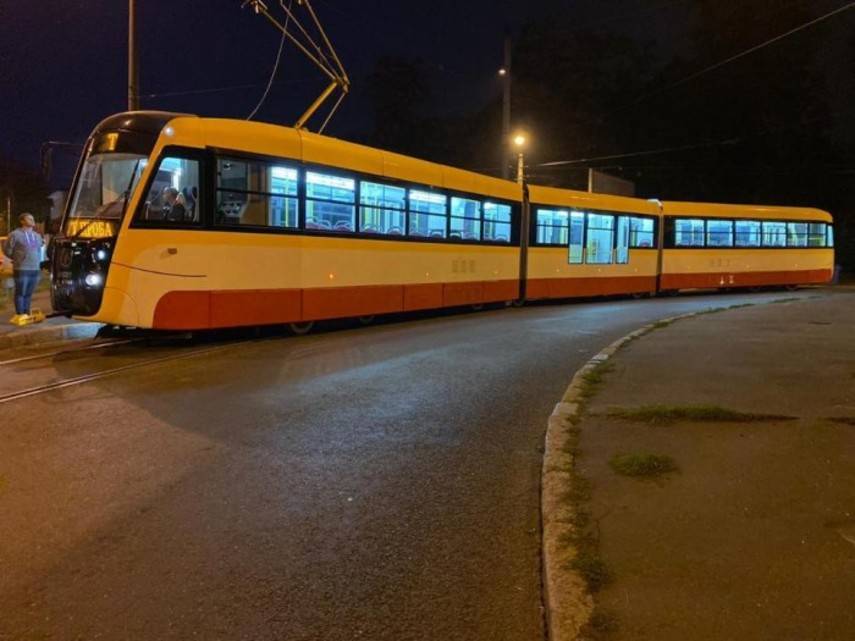 Дмитрий Жеман - В Одессе провели испытания нового трехсекционного трамвая (Фото) - abcnews.com.ua - Одесса