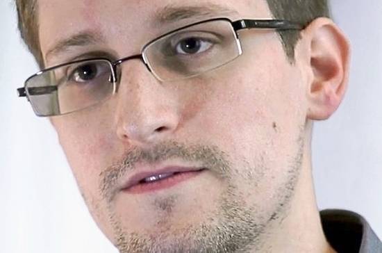 Джон Роган - Эдвард Сноуден - Сноуден объяснил нежелание давать интервью российским СМИ - pnp.ru - Россия