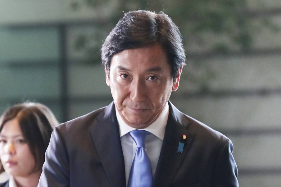 Японский министр уволился из-за истории с дынями - m24.ru - Россия - Япония