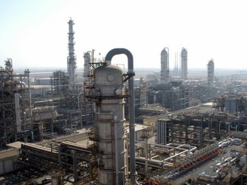 МИД Йемена осудил атаку хуситов на нефтяные объекты Саудовской Аравии - news.ru - Саудовская Аравия - Йемен - Тегеран