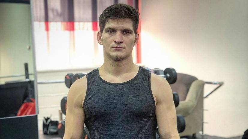 Мовсар Евлоев - Россиянин Евлоев одолел Барзолу на турнире UFC в Сингапуре - russian.rt.com - Россия - Сингапур - Перу