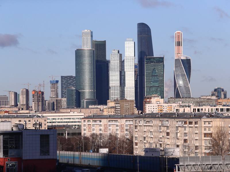 МЧС проверяет башню «Око» в Москва-Сити после сообщений о дыме - news.ru