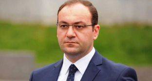 Арсен Бабаян - Депутаты не смогли встретиться с Арсеном Бабаяном - kavkaz-uzel.eu - Армения