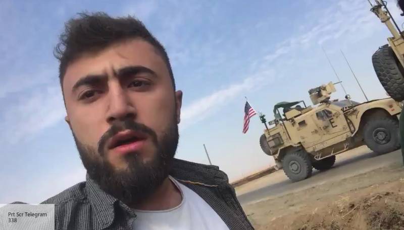 Конвой США опрокинул машину журналистов, застукавших военных за вывозом нефти из Сирии - politros.com - США - Сирия