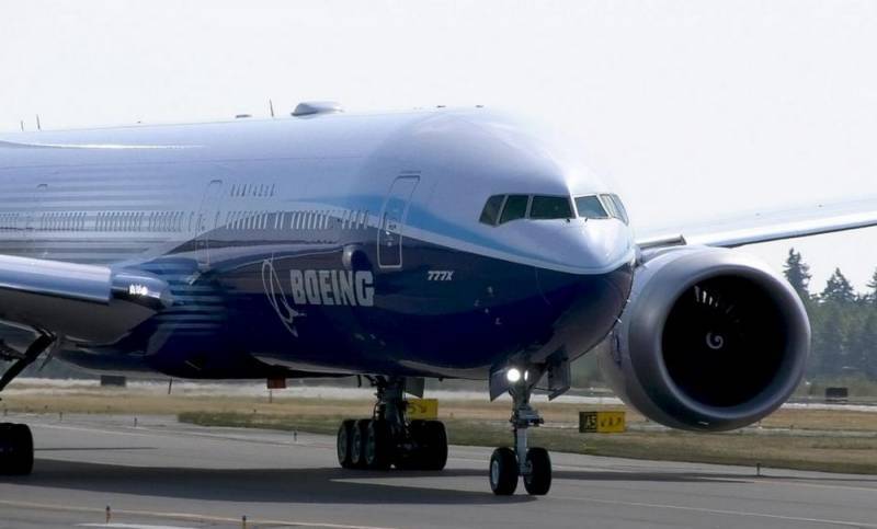 Ричард Блюменталь - Самолеты Boeing в США назвали «летающими гробами» - topcor.ru - США - Англия - штат Коннектикут