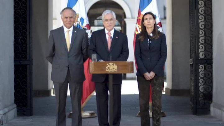 Себастьян Пиньера - Беспорядки вынудили власти Чили отказаться от проведения международных форумов - vesti.ru - Малайзия - Чили