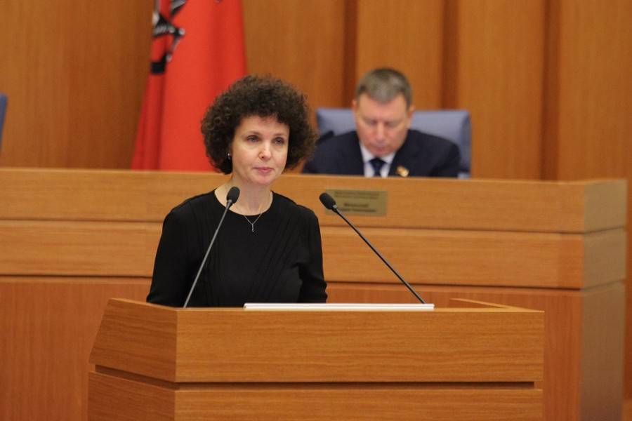 Елена Зяббарова - Мосгордума одобрила в первом чтении проект бюджета столицы до 2022 года - m24.ru - Москва