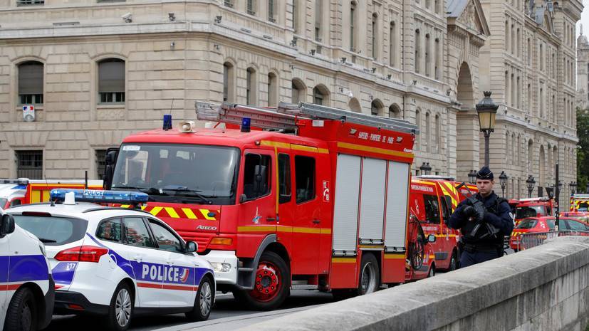 Филипп Эдуар - Кристоф Кастанер - Четыре человека погибли при нападении в префектуре полиции Парижа - russian.rt.com - Франция - Париж