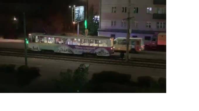 Беременная женщина и пенсионерка попали под колеса трамвая в Улан-Удэ - piter.tv - Улан-Удэ