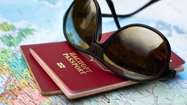 Две страны отменили визы для граждан России - ren.tv - Россия - Ботсвана - Антигуа и Барбуда