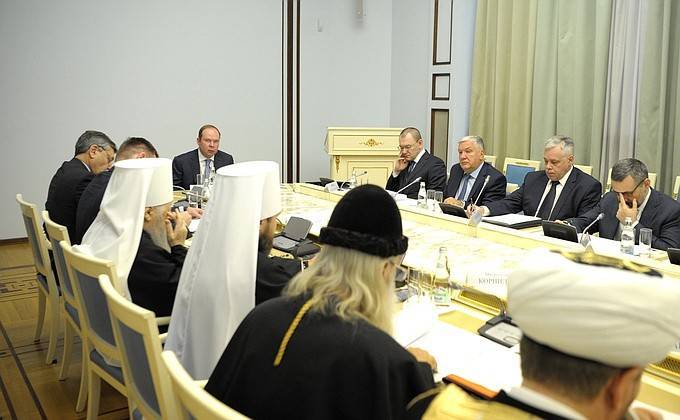 Заседание Совета по&nbsp;взаимодействию с&nbsp;религиозными объединениями - kremlin.ru