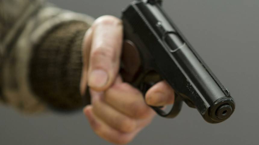 В Ингушетии сотрудник ФСИН выстрелил в коллегу из табельного оружия - 5-tv.ru - район Назрановский