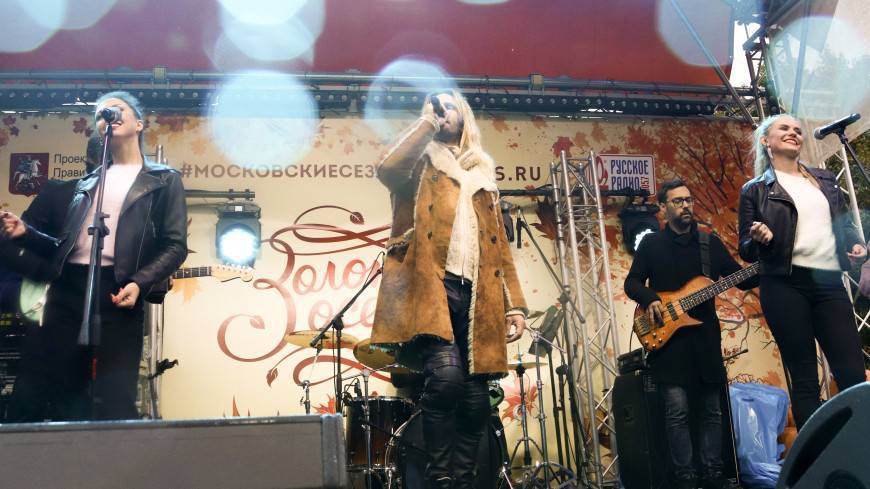 Надежда Сережкина - Музыка нон-стоп, танцы под дождем и новинки телесезона: «МИР» отметил 27-летие ярким концертом - mir24.tv - Москва