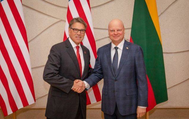 Рик Перри - Баш на баш: Вашингтон поможет блокировать поставки энергии с БелАЭС в ЕС - eadaily.com - США - Белоруссия - Литва