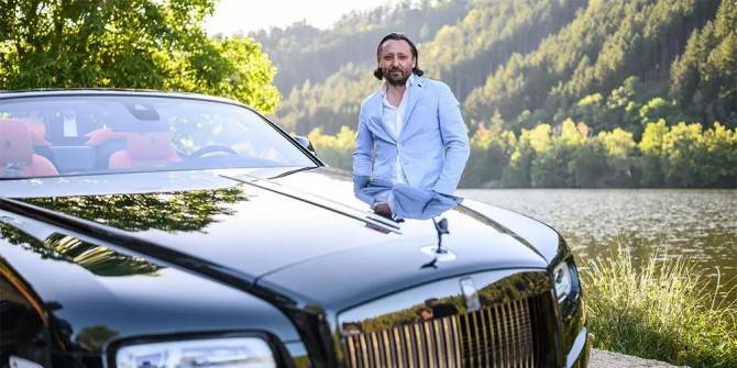Rolls-Royce вновь остался без шеф-дизайнера - autostat.ru