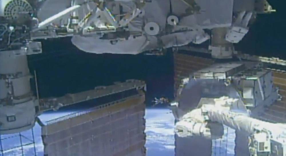 Эндрю Морган - Астронавты завершили монтажные работы на поверхности МКС - m24.ru - Москва - США