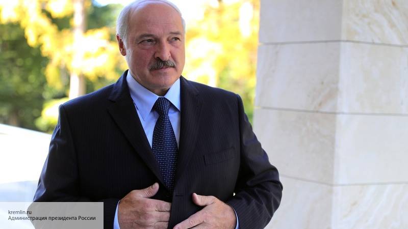 Александр Лукашенко - Лукашенко выразил готовность разработать декларацию о неразмещении РСМД - politros.com - Белоруссия - Минск - Лукашенко