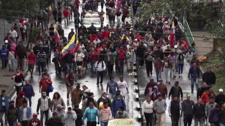 Морено Ленин - Правительство Эквадора из-за массовых протестов покинуло столицу - vesti.ru - Эквадор - Кито