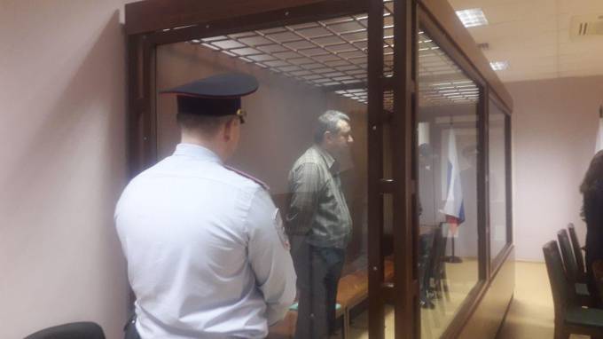 Суд зарегистрировал дело банды бывшего участкового Крохина - piter.tv - Санкт-Петербург