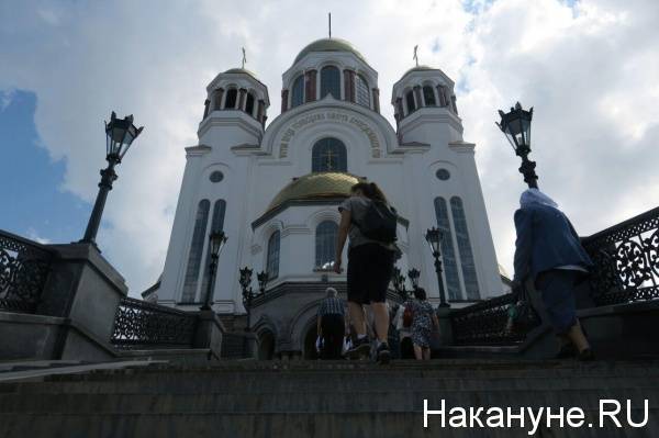 Экскурсовод пожаловалась на запрет экскурсий в Храме-на-Крови без специального разрешения - nakanune.ru